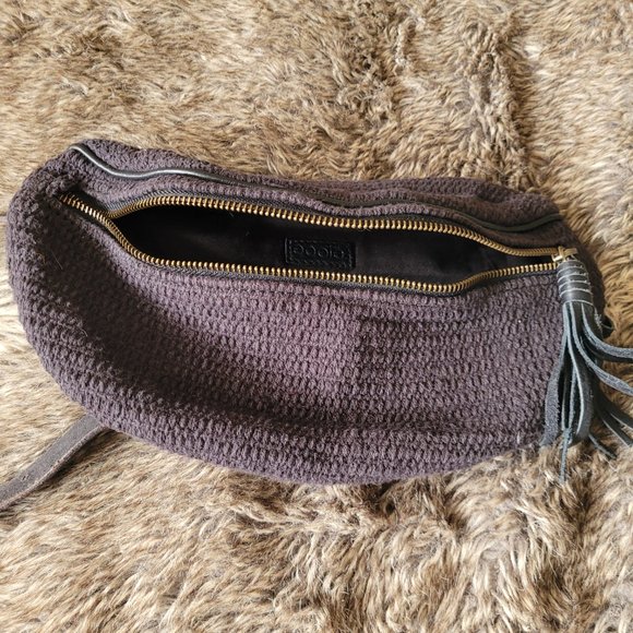 Urban outfitters- Ecote fanny pack - Picture 4 of 4